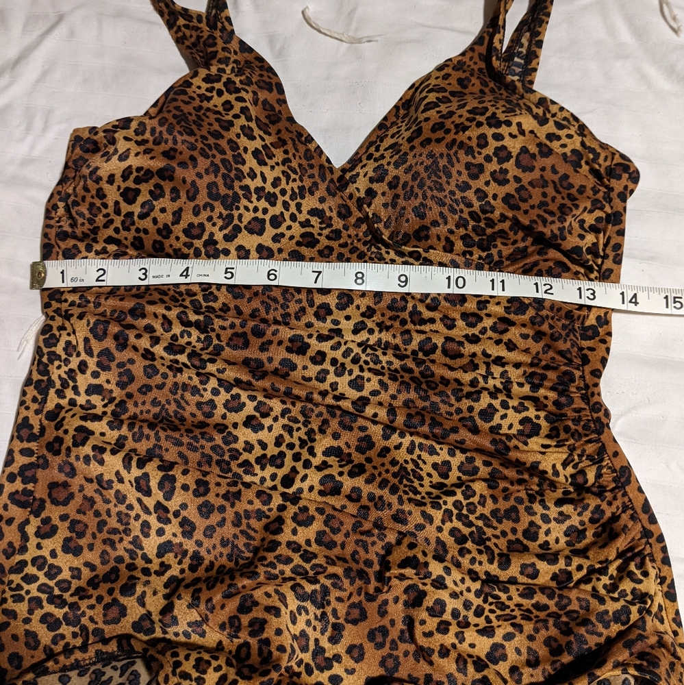 Leopard print one piece swimsuit - Picture 2 of 9